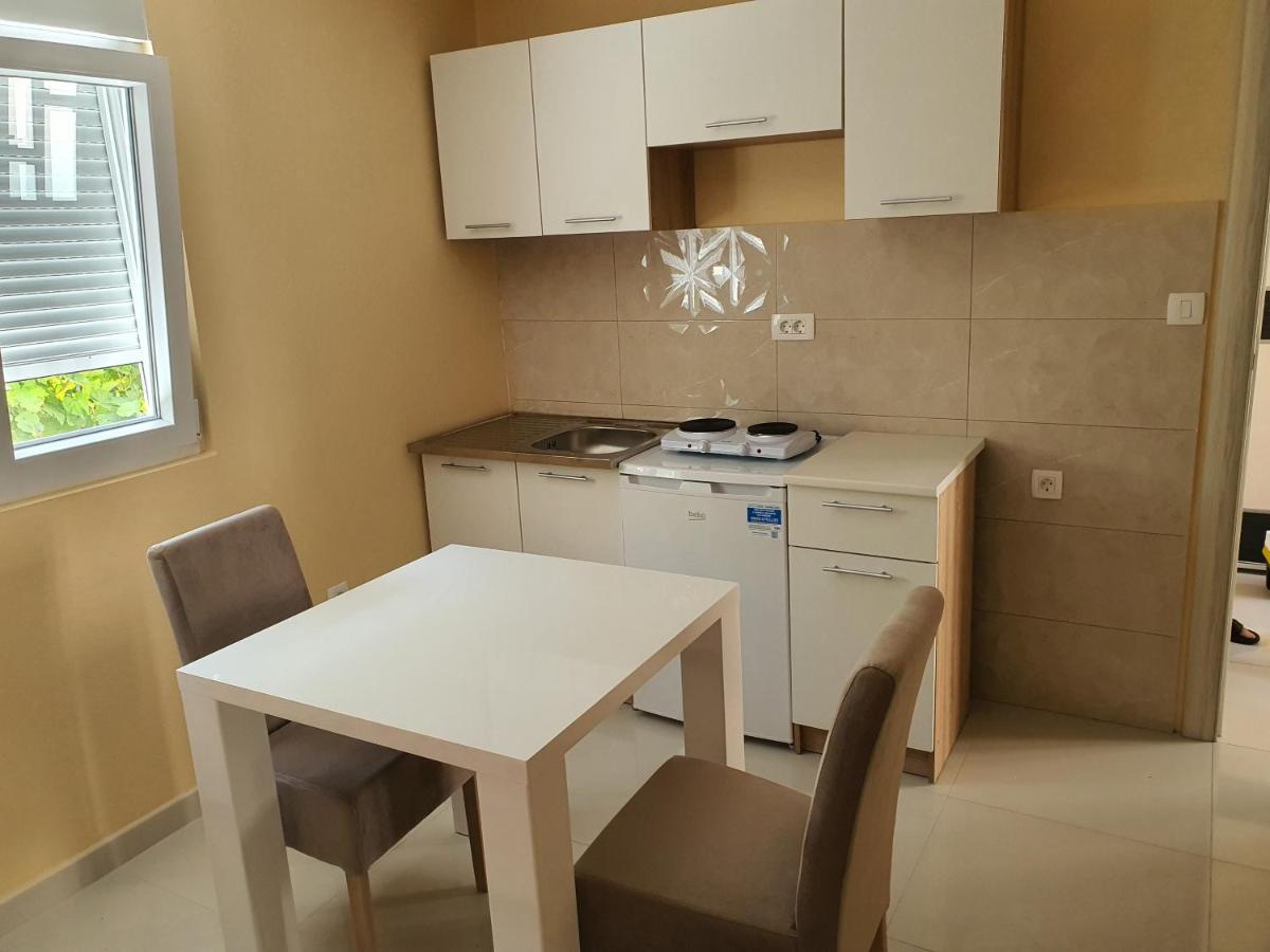 Apartman Tolosi Podgorica Exterior photo