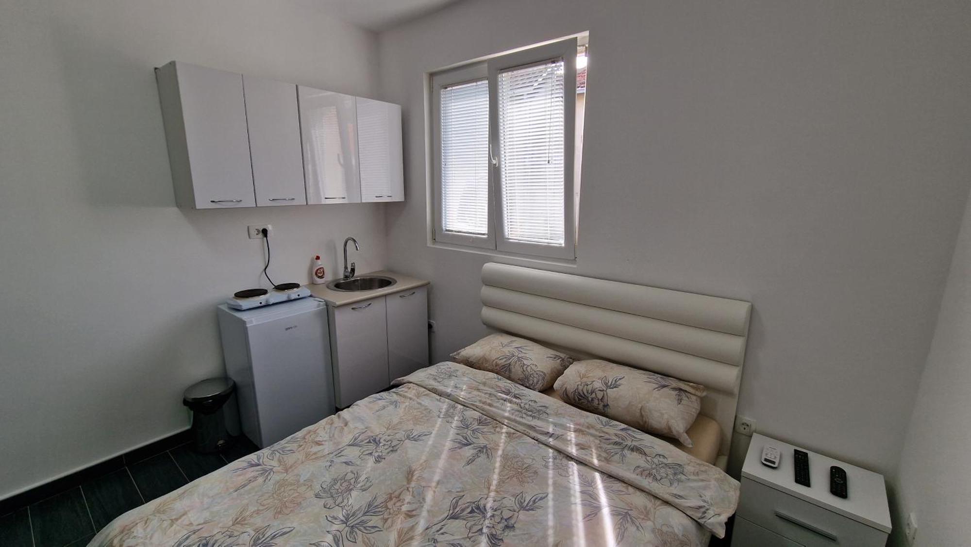 Apartman Tolosi Podgorica Exterior photo